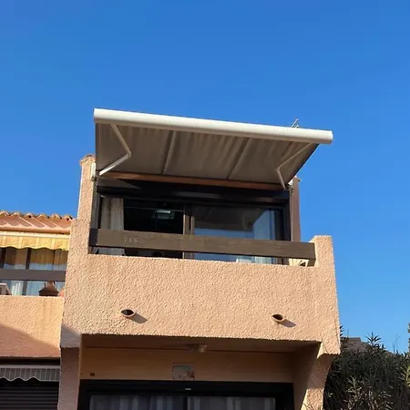 746 Aphrodite Naturiste