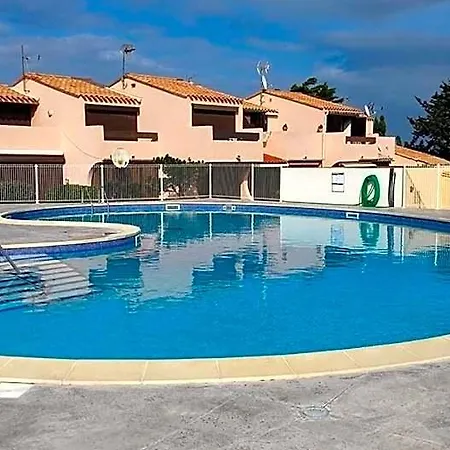746 Aphrodite Naturiste 3*