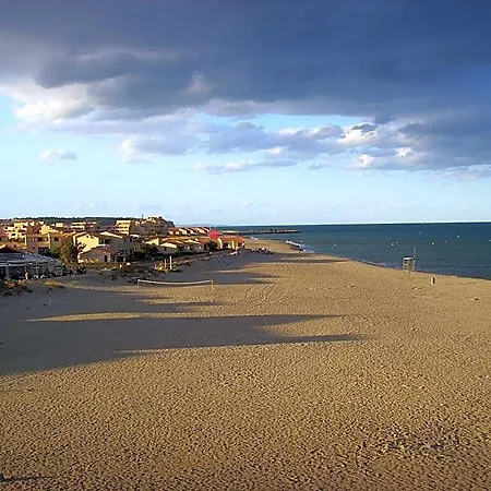 746 Aphrodite Naturiste Leucate